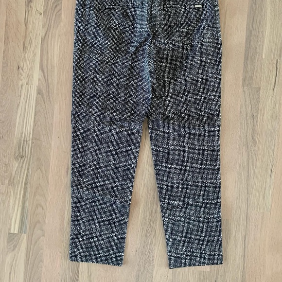 White House Black Market size 6r - Picture 4 of 6